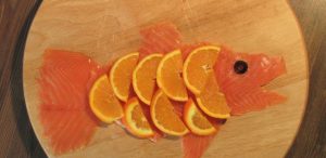 Salmone e arance rosse