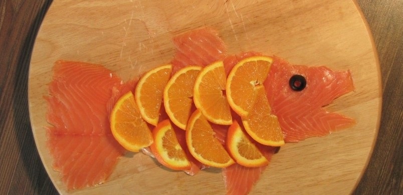 Salmone e arance rosse