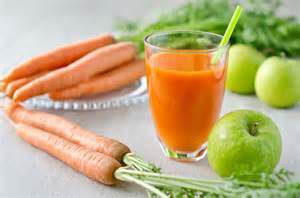 Facile e fantastico lo smoothie carota e mela!