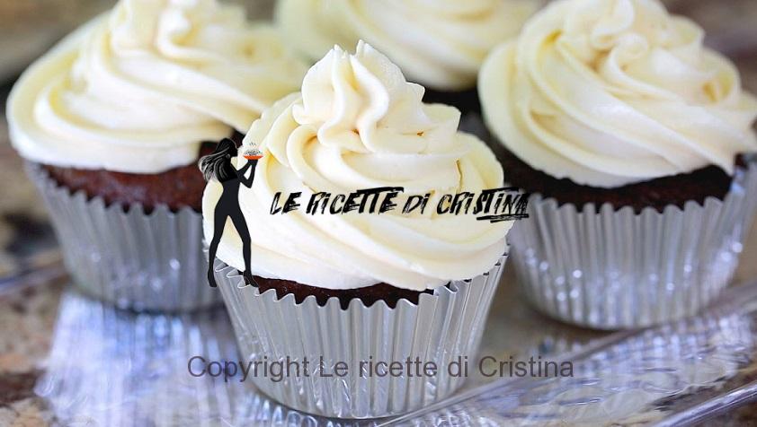 cupcakes di cantuccini con panna al cocco
