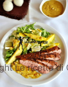 Filetti d'anatra con pesto di nocciole e mayonese di mango