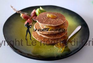 pancakes con caprino e marmellata di fichi