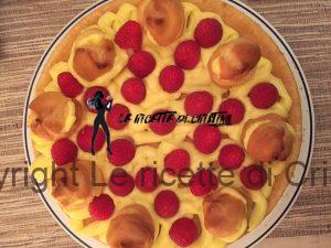 Pan di Spagna alla doppia crema e lamponi freschi con bignoline