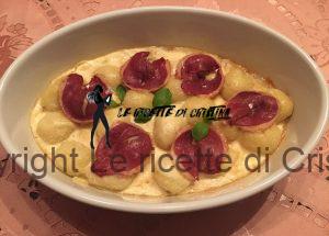 Gnocchi ripieni gratinati con mascarpone e petto d'oca affumicato