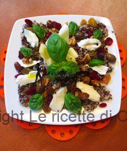 Quinoa tricolore con burrata e superfood