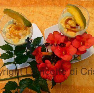 Risolatte al tè matcha con crema all'arancia e mango