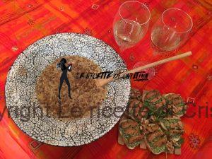 Curry-di-lenticchie-rosse-dahl-con-crostini-di-straccetti-di-soia-al-pesto-di-carciofi-e-rucola