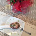 Mousse piccante di fagioli rossi con gamberi, crumble ai semi e pesto di zucchine e nocciole