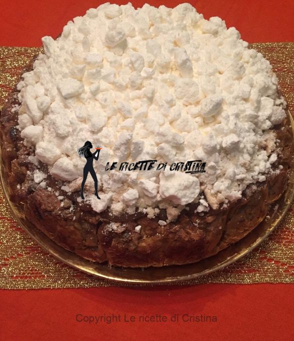 Ricetta della torta di lenticchie e castagne con ricotta, crema di marroni e sbriciolata di meringa e ricciarelli Ricetta della torta di lenticchie e castagne con ricotta, crema di marroni e sbriciolata di meringa e ricciarelli