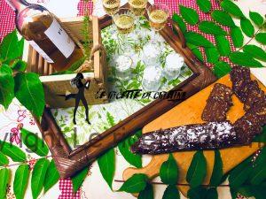 Salame vegano di cioccolato con fagioli rossi e polpa di datteri