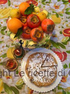 Torta di riso, ricotta e fichi all'arancia