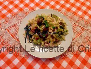 Carbonara di zucchine alle olive piccanti