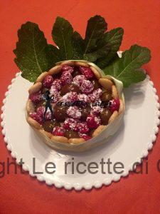 Charlotte ai fichi e lamponi con crema al bergamotto