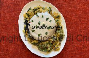 Timballo con paté, crema di parmigiano e fresco di basilico in pastella