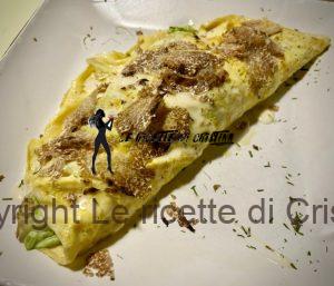 Omelette al tartufo con crema di topinambur e fonduta di parmigiano