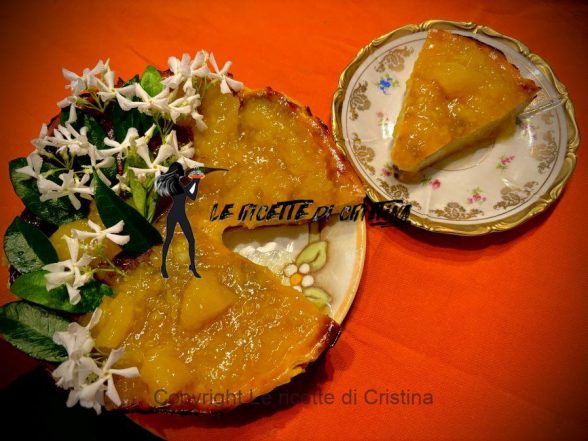 Ricetta della cheesecake bruciata al limone con confettura di ananas fatta in casa Ricetta della cheesecake bruciata al limone con confettura di ananas fatta in casa